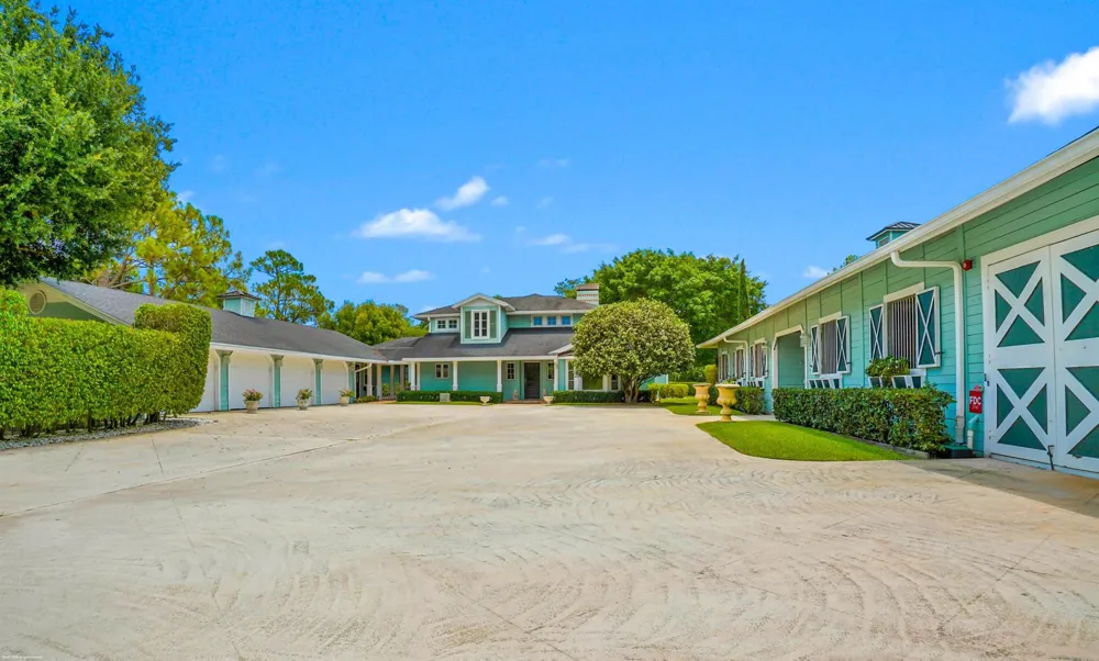 2740 Buck Ridge Trail Loxahatchee, FL 33470