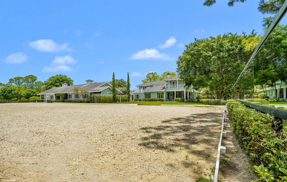 2740 Buck Ridge Trail Loxahatchee, FL 33470