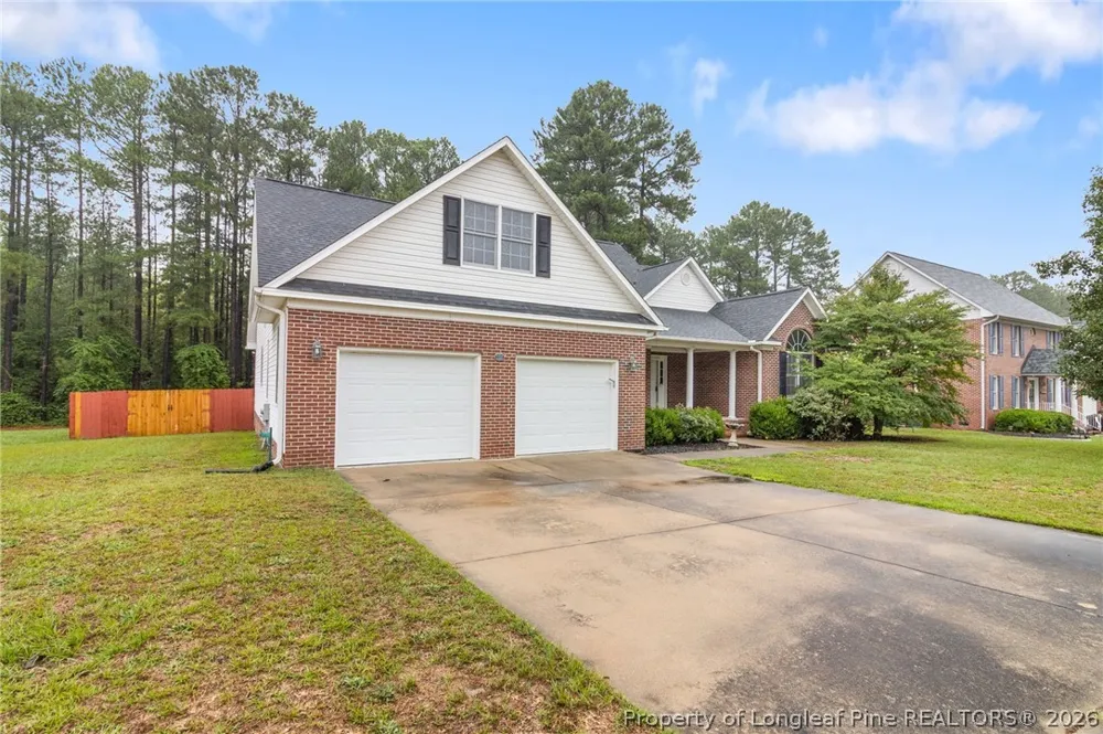757 Stone Cross Drive Spring Lake, NC 28390