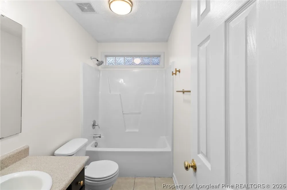 757 Stone Cross Drive Spring Lake, NC 28390