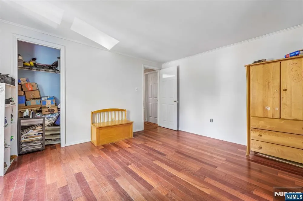 121 Wood Street Englewood, NJ 07631