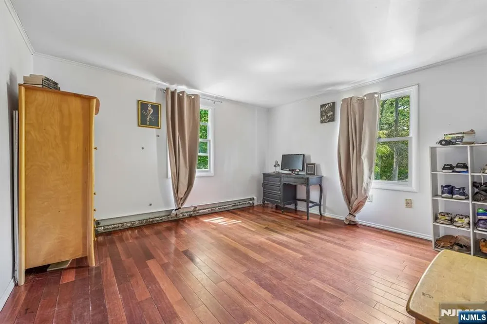 121 Wood Street Englewood, NJ 07631
