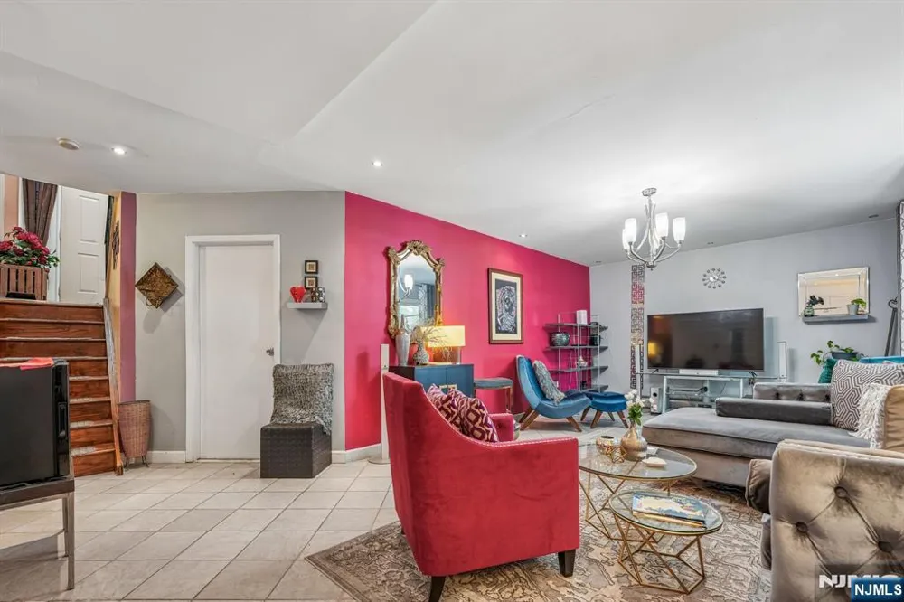 121 Wood Street Englewood, NJ 07631