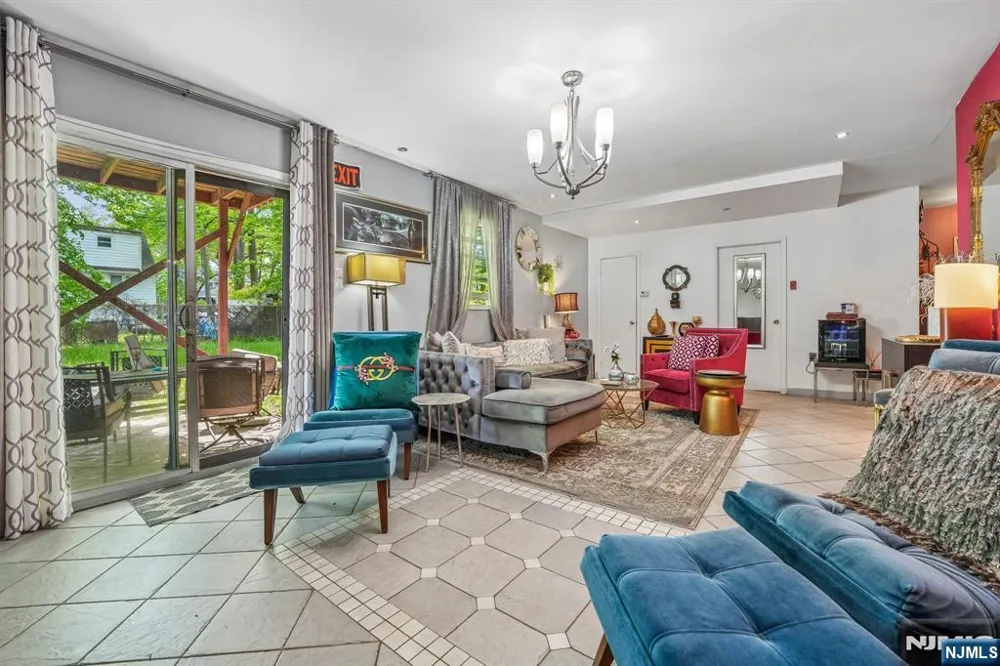121 Wood Street Englewood, NJ 07631