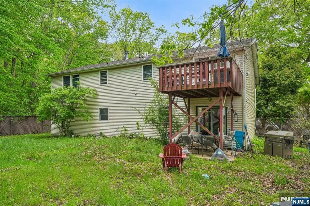121 Wood Street Englewood, NJ 07631