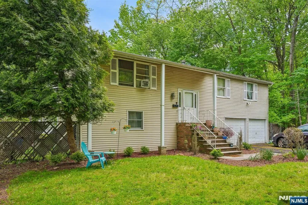 121 Wood Street Englewood, NJ 07631