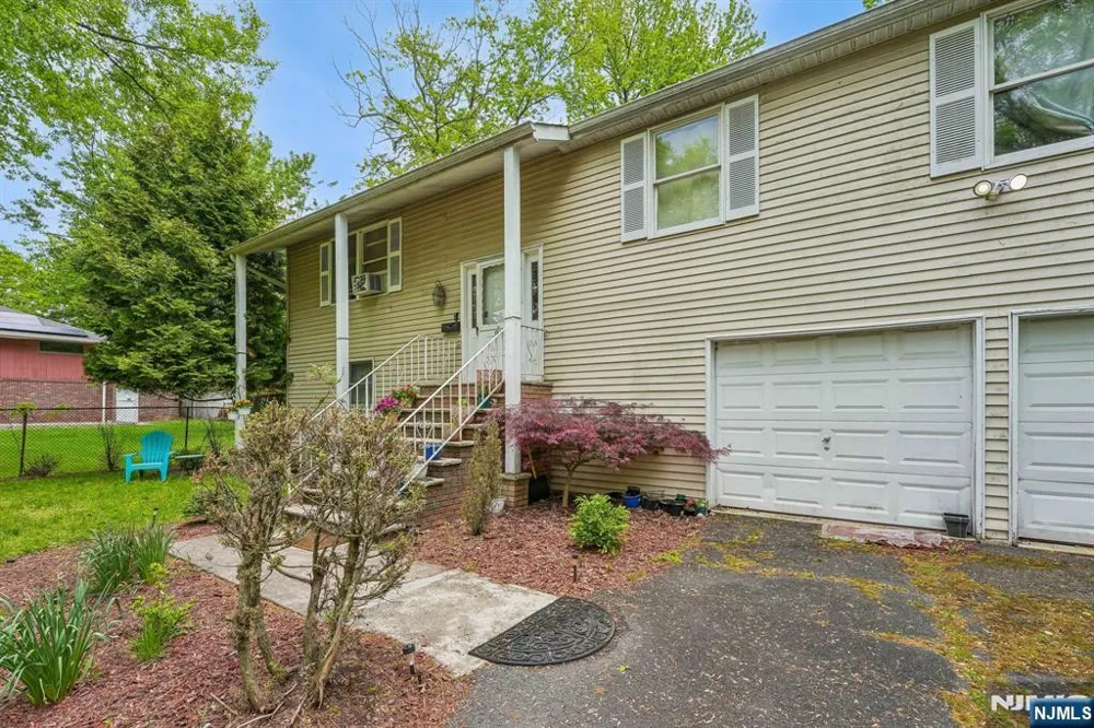 121 Wood Street Englewood, NJ 07631