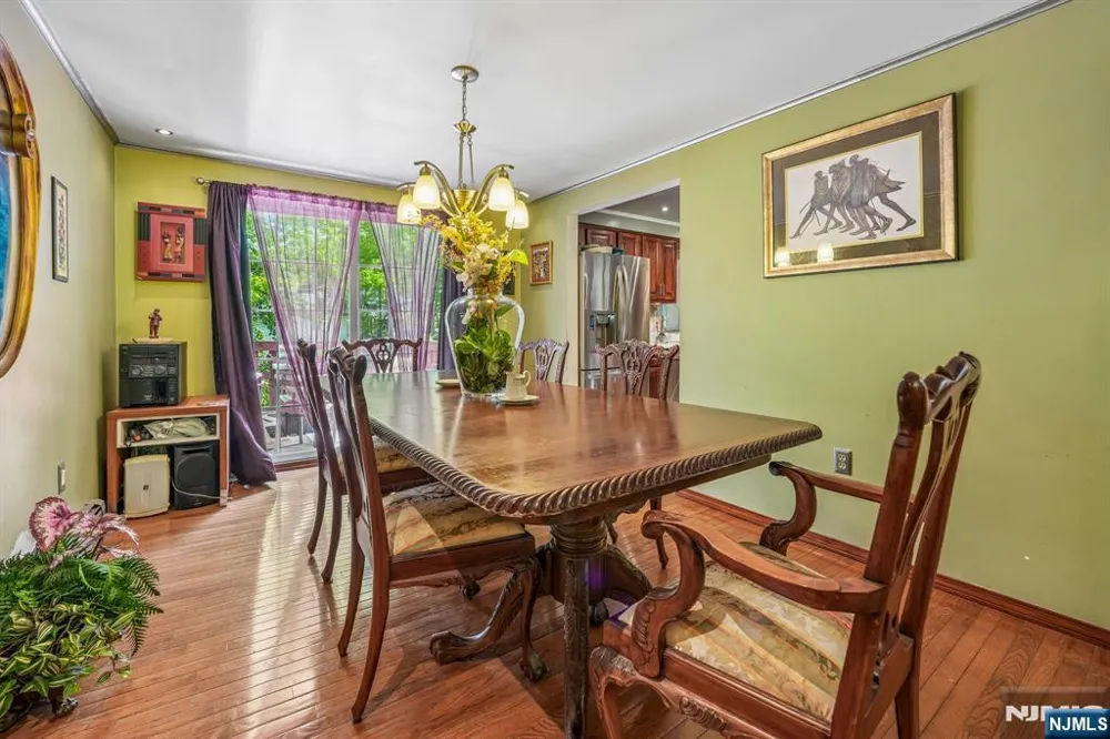 121 Wood Street Englewood, NJ 07631