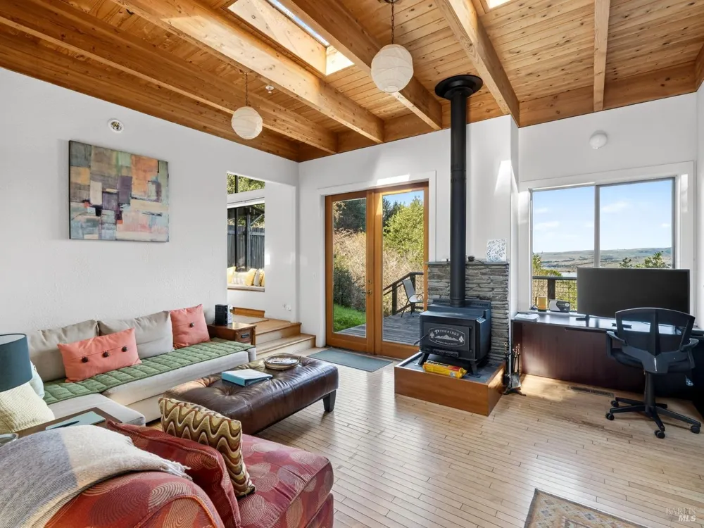 20 Redwood Avenue Inverness, CA 94937