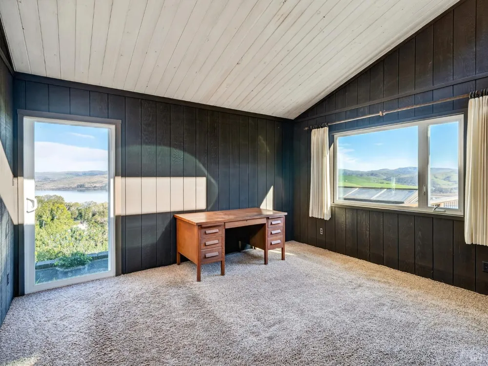 20 Redwood Avenue Inverness, CA 94937