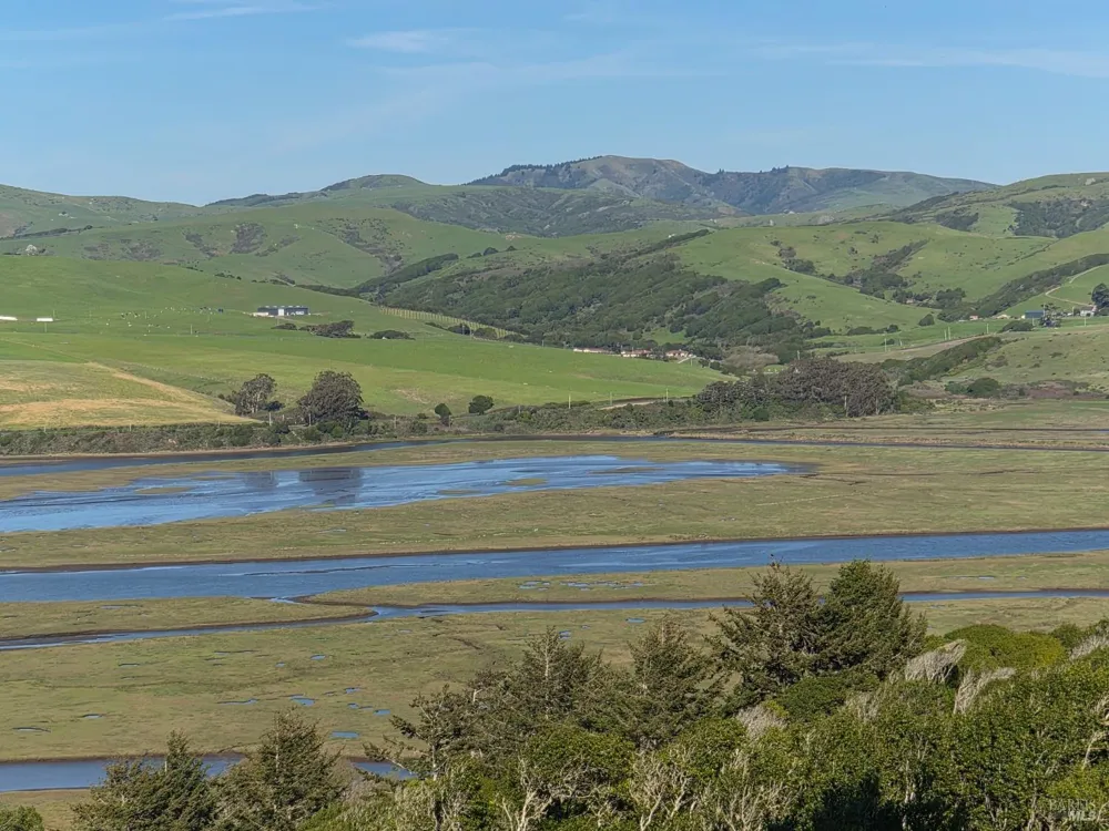 20 Redwood Avenue Inverness, CA 94937