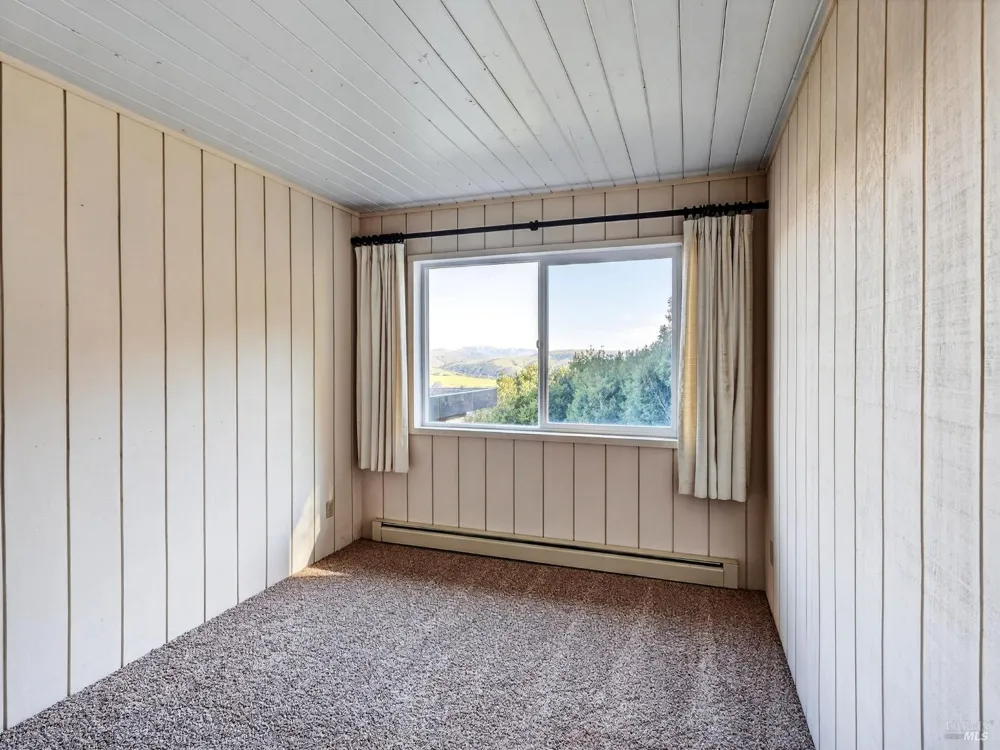 20 Redwood Avenue Inverness, CA 94937