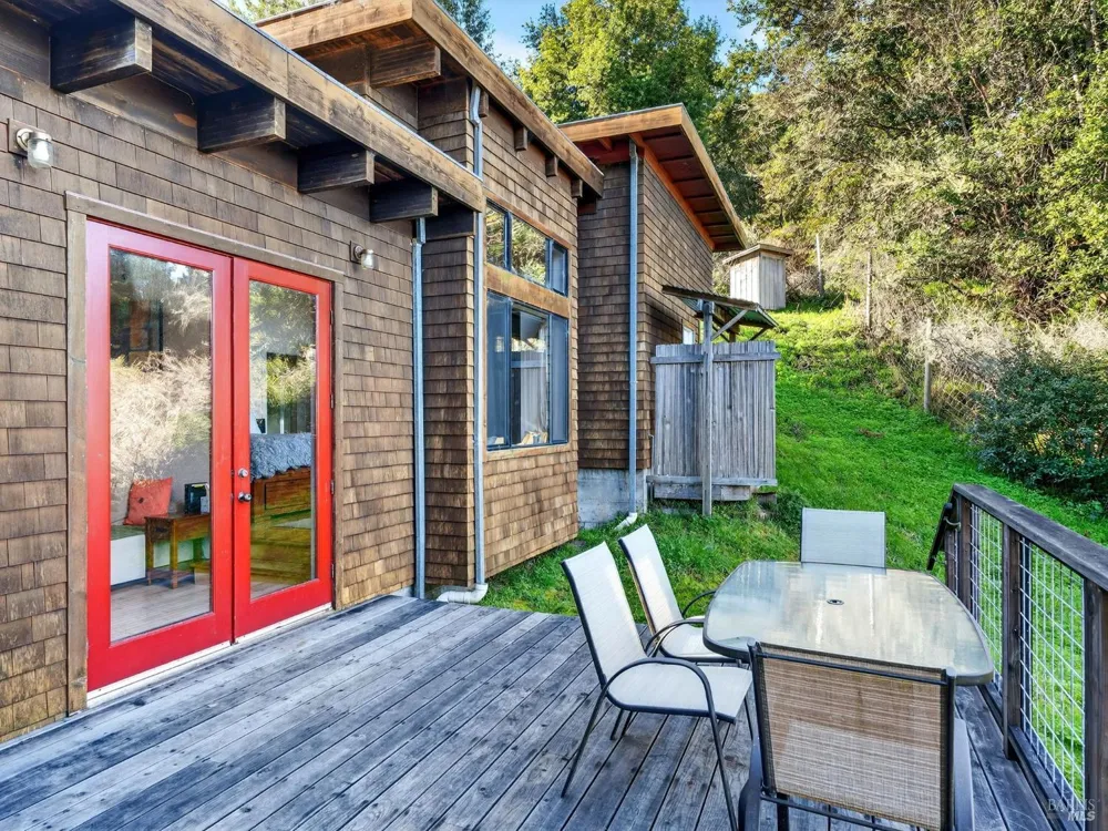 20 Redwood Avenue Inverness, CA 94937