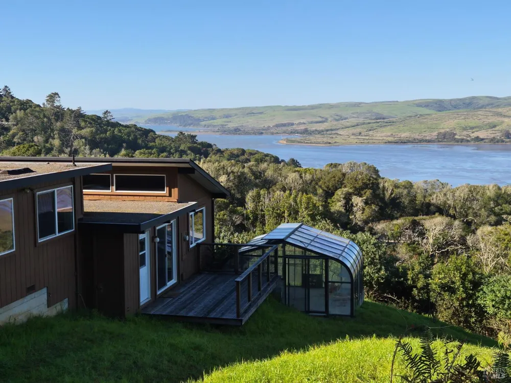 20 Redwood Avenue Inverness, CA 94937