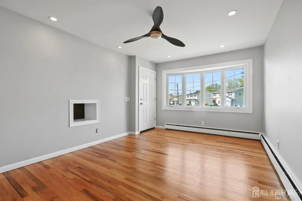 262 Wall Street Metuchen, NJ 08840