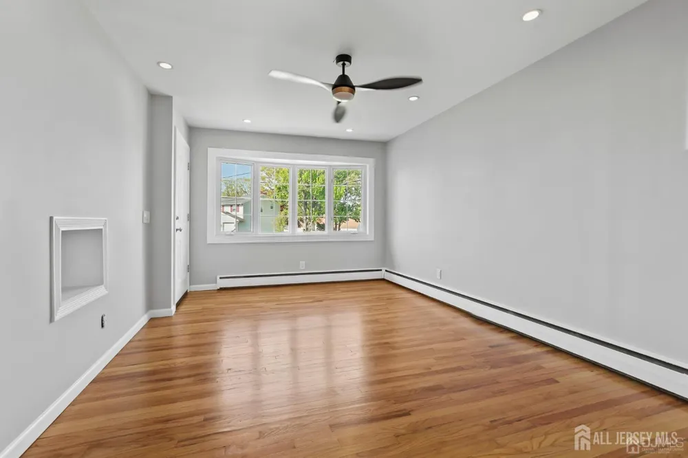 262 Wall Street Metuchen, NJ 08840