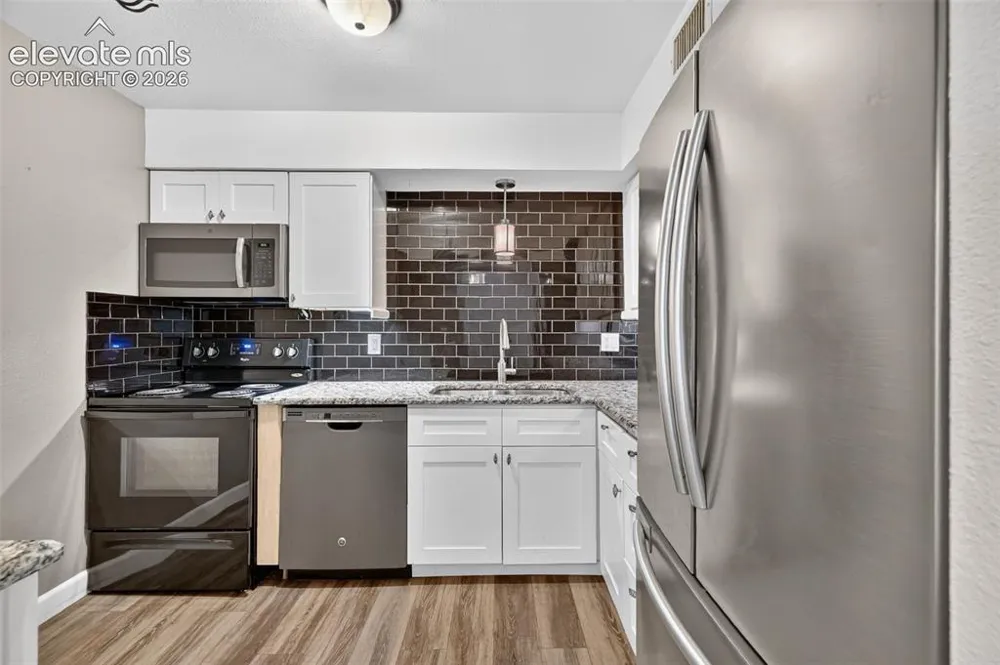 2902 Airport Road #122 Colorado Springs, CO 80910