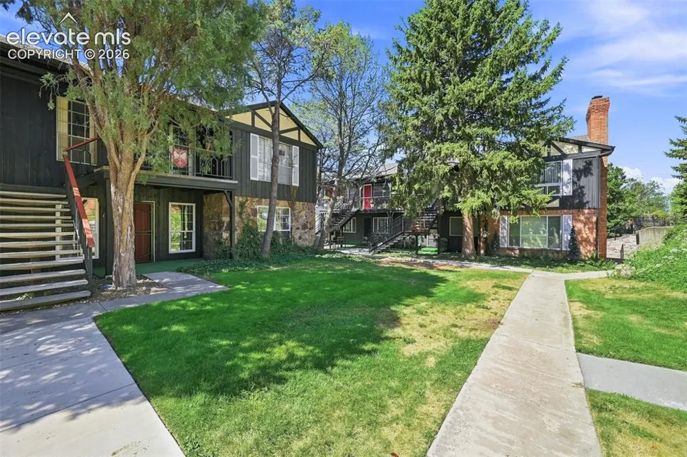 2902 Airport Road #122 Colorado Springs, CO 80910