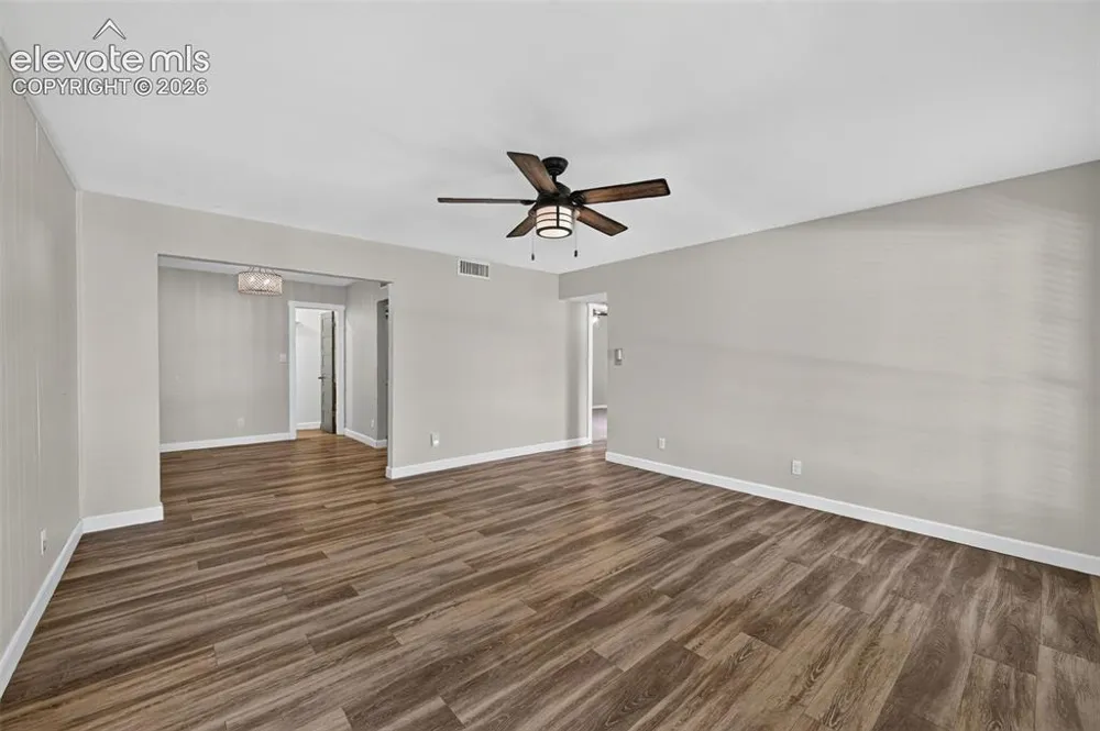 2902 Airport Road #122 Colorado Springs, CO 80910
