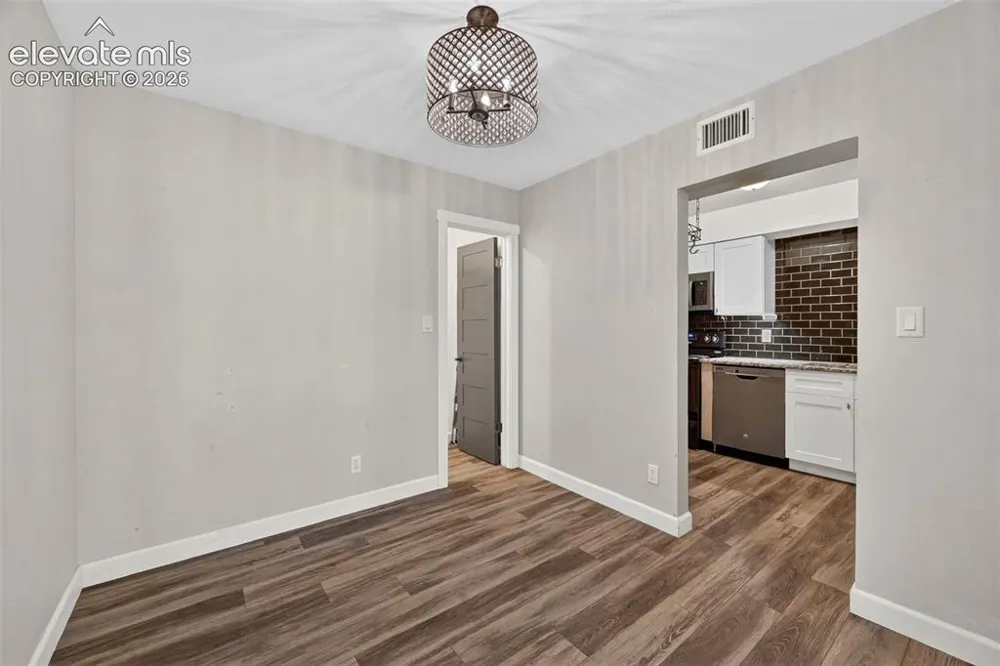 2902 Airport Road #122 Colorado Springs, CO 80910
