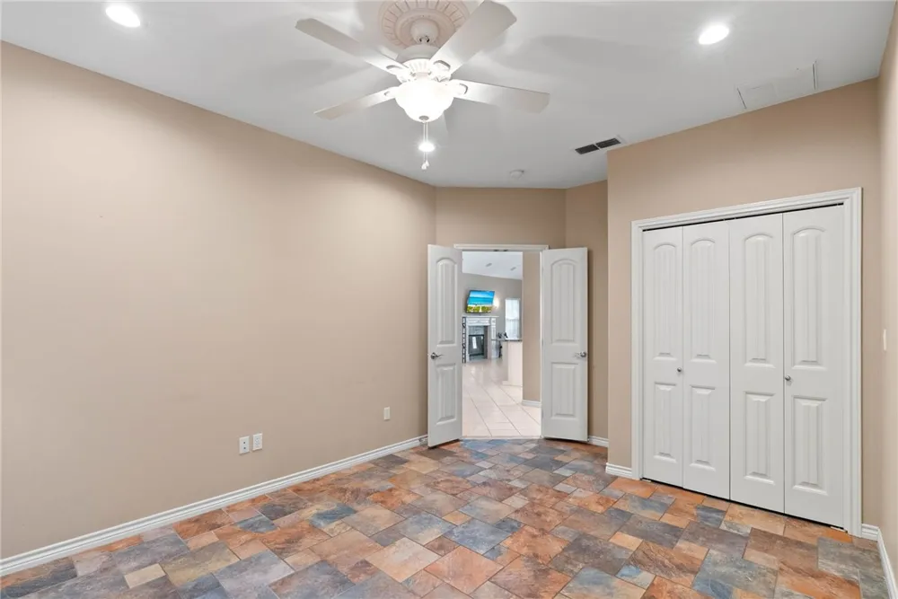 16 Camellia Circle Fulton, TX 78358