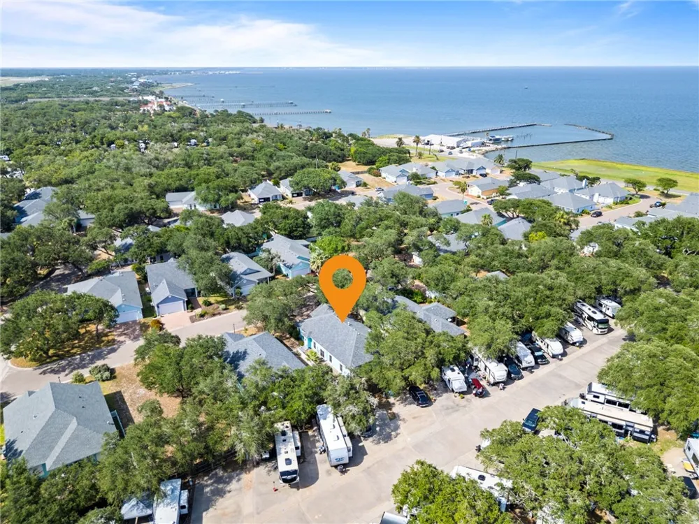 16 Camellia Circle Fulton, TX 78358