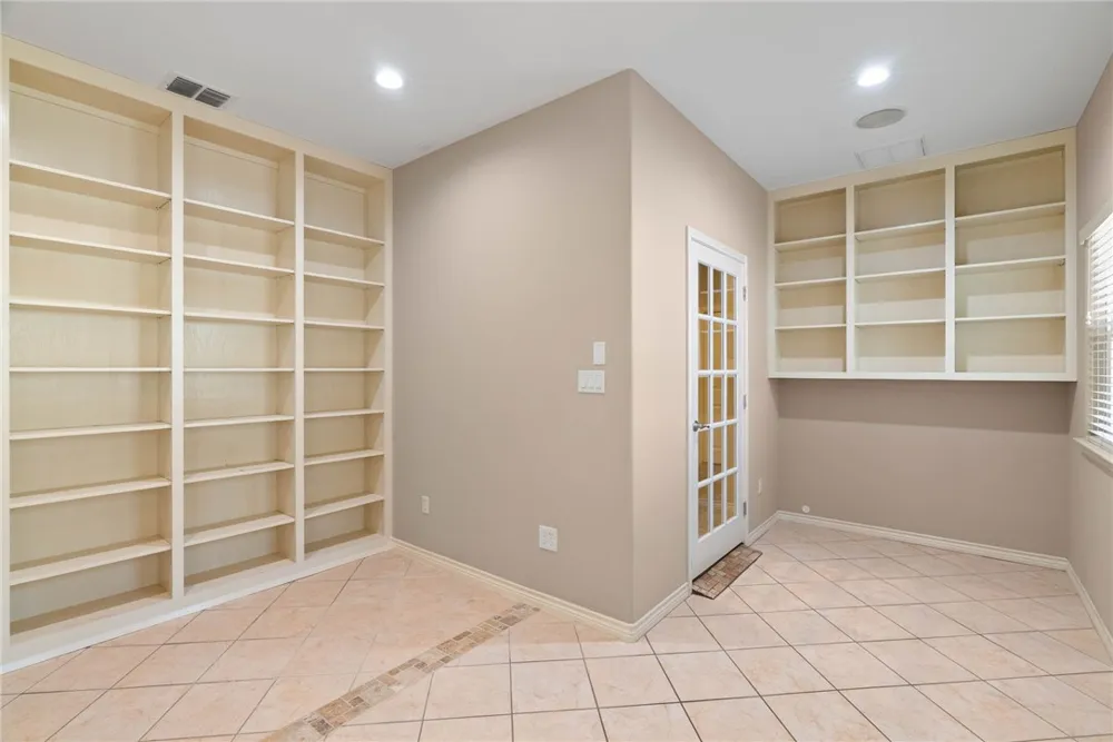 16 Camellia Circle Fulton, TX 78358