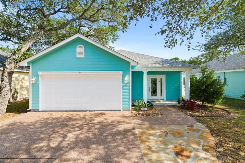 16 Camellia Circle Fulton, TX 78358