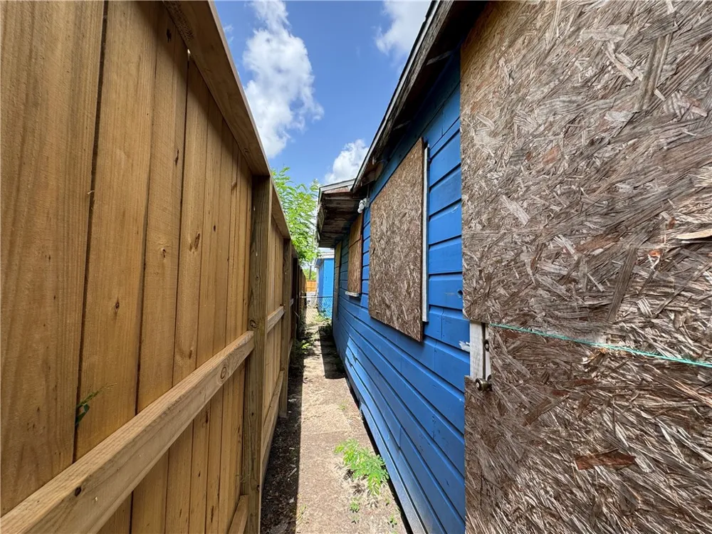2509 Ruth Street Corpus Christi, TX 78405