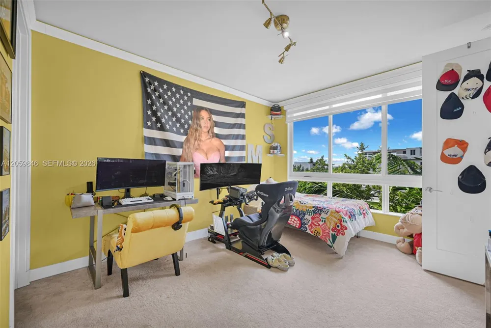 10350 NW 64th St Doral, FL 33178