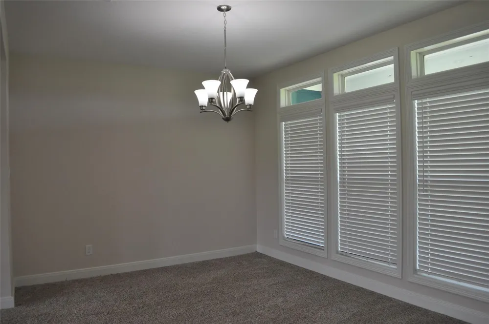 2502 Majestic Oaks Court Rosharon, TX 77583
