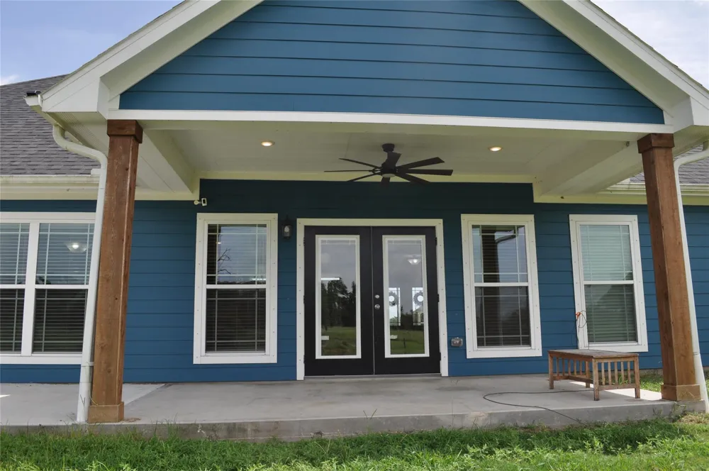2502 Majestic Oaks Court Rosharon, TX 77583