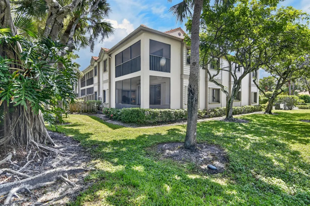 1143 Duncan Circle #Unit 101 Palm Beach Gardens, FL 33418