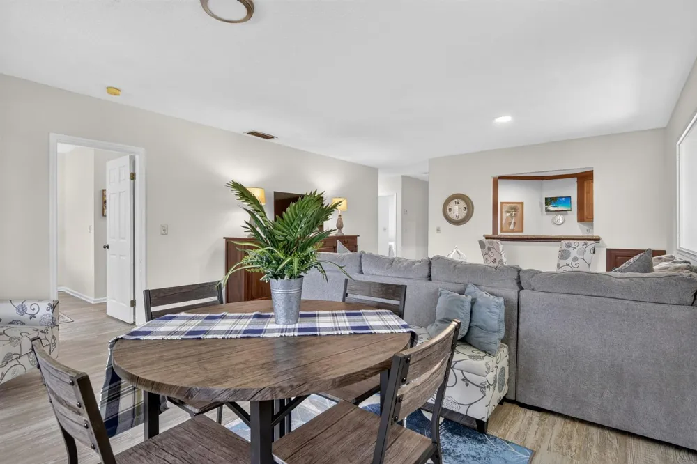 1143 Duncan Circle #Unit 101 Palm Beach Gardens, FL 33418
