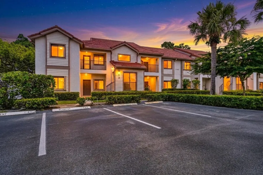 1143 Duncan Circle #Unit 101 Palm Beach Gardens, FL 33418