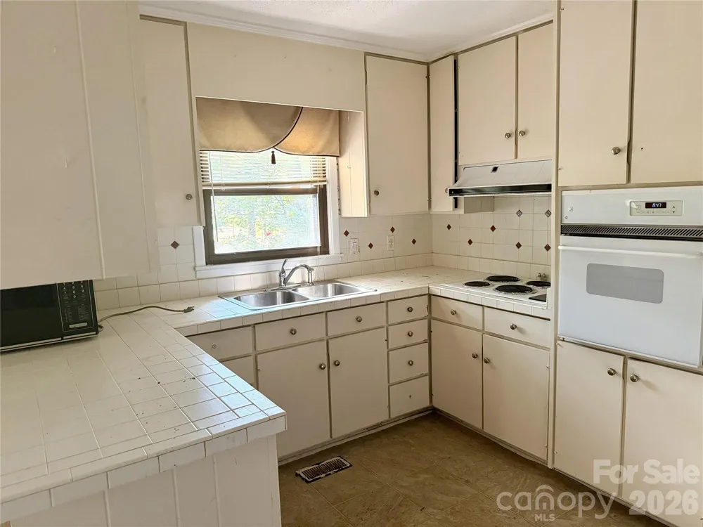 2207 Billy Street Kannapolis, NC 28083