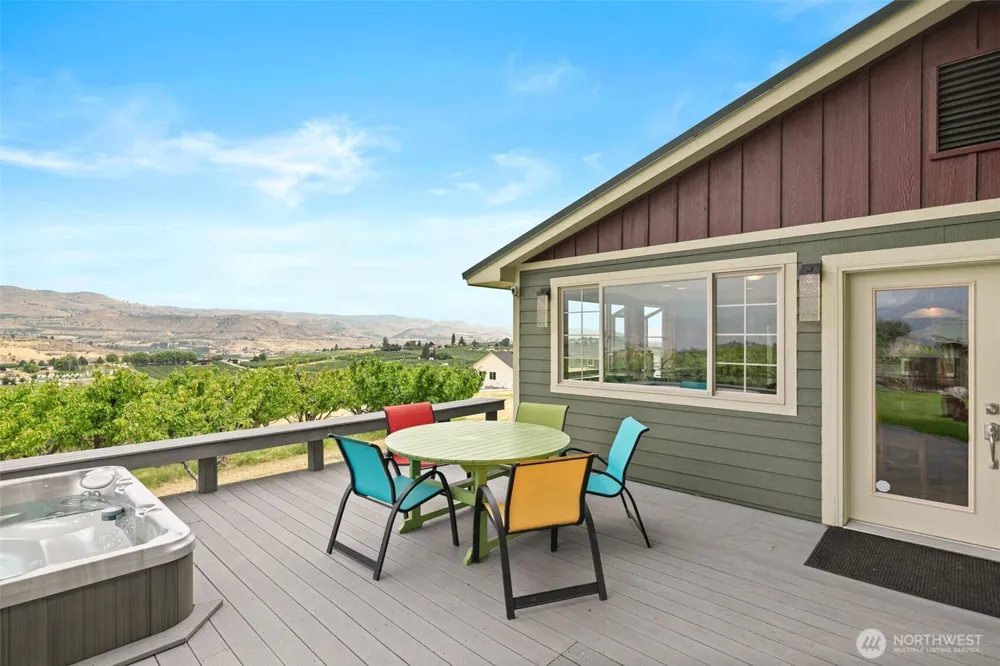 820 Summit Boulevard Manson, WA 98831