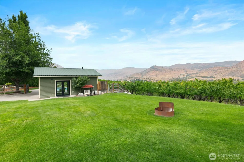 820 Summit Boulevard Manson, WA 98831