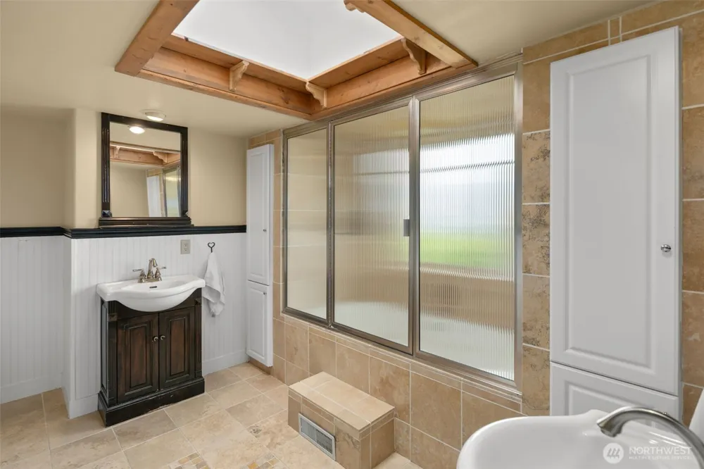 820 Summit Boulevard Manson, WA 98831