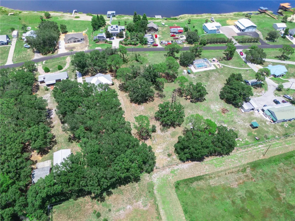 735 KEEN ROAD Frostproof, FL 33843