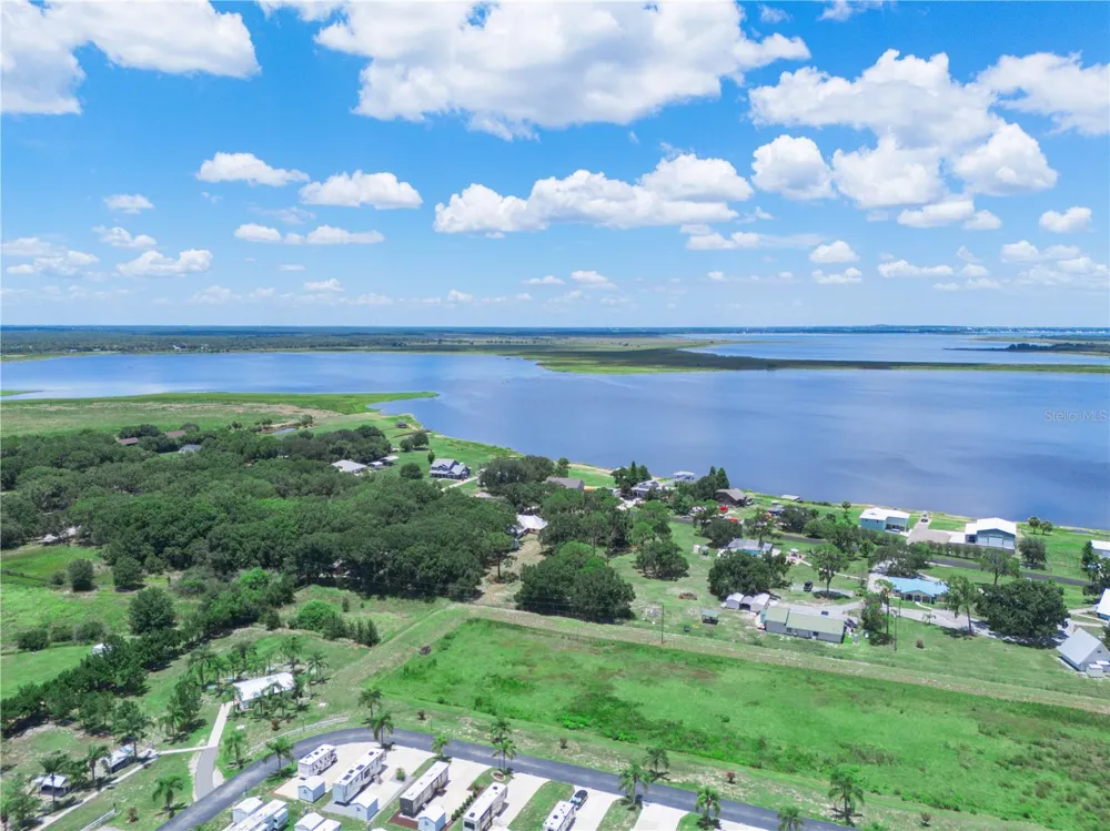 735 KEEN ROAD Frostproof, FL 33843