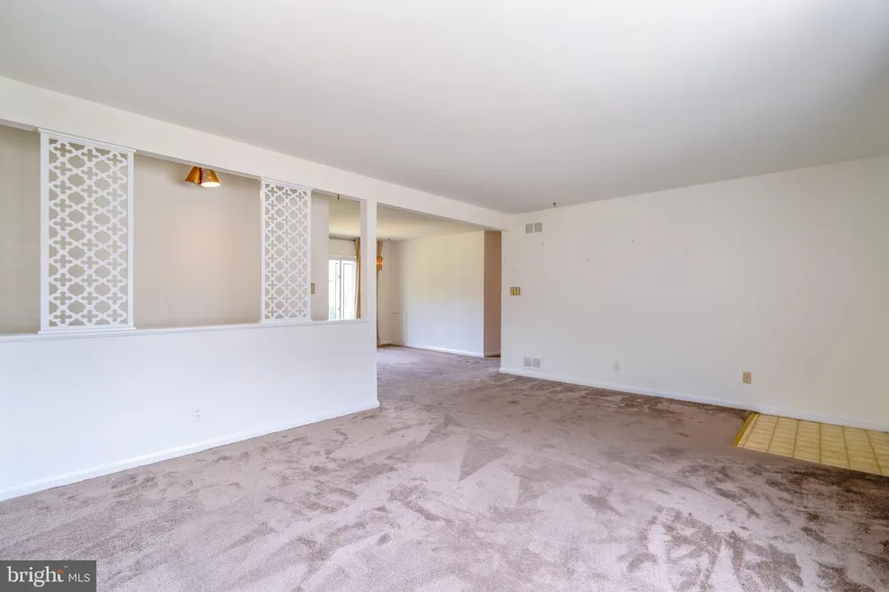 6812 FOX MEADOW ROAD Baltimore, MD 21207