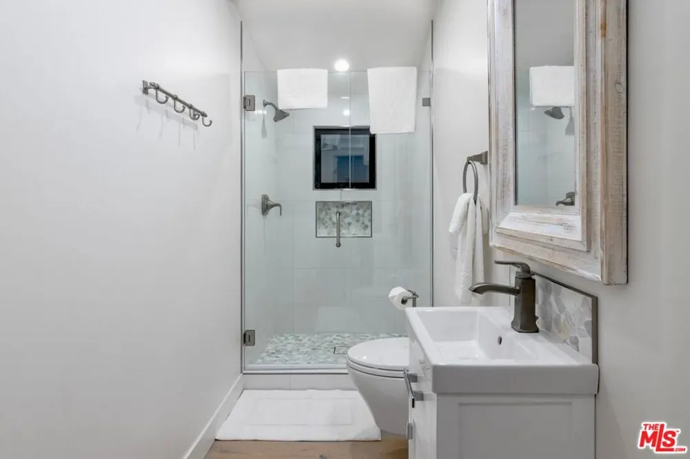1703 Plaza Del Sur Newport Beach, CA 92661