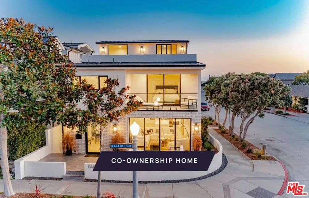 1703 Plaza Del Sur Newport Beach, CA 92661