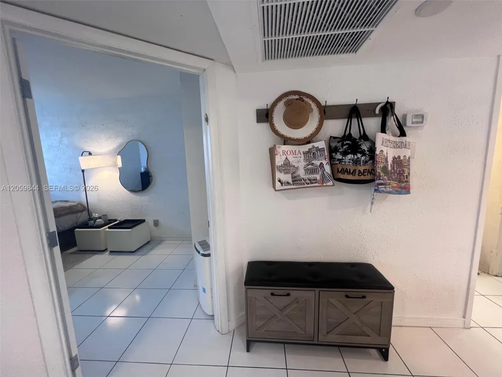 100 Lincoln Rd #537 Miami Beach, FL 33139