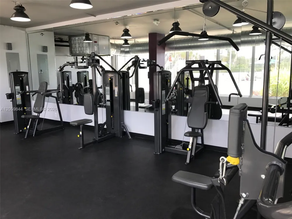 100 Lincoln Rd #537 Miami Beach, FL 33139