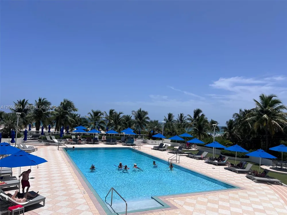100 Lincoln Rd #537 Miami Beach, FL 33139