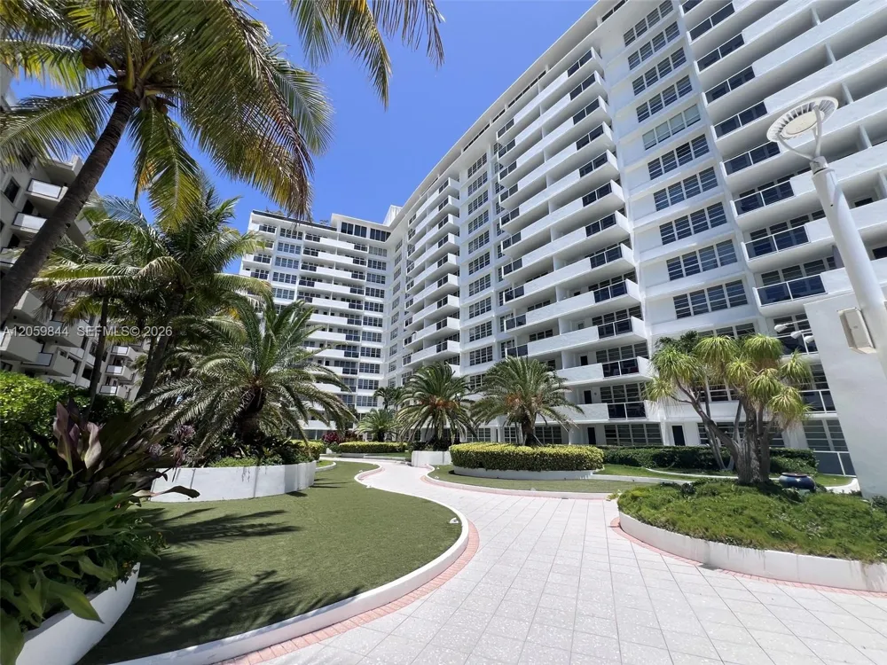 100 Lincoln Rd #537 Miami Beach, FL 33139