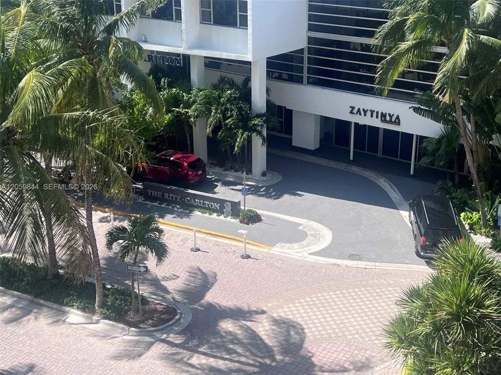 100 Lincoln Rd #537 Miami Beach, FL 33139