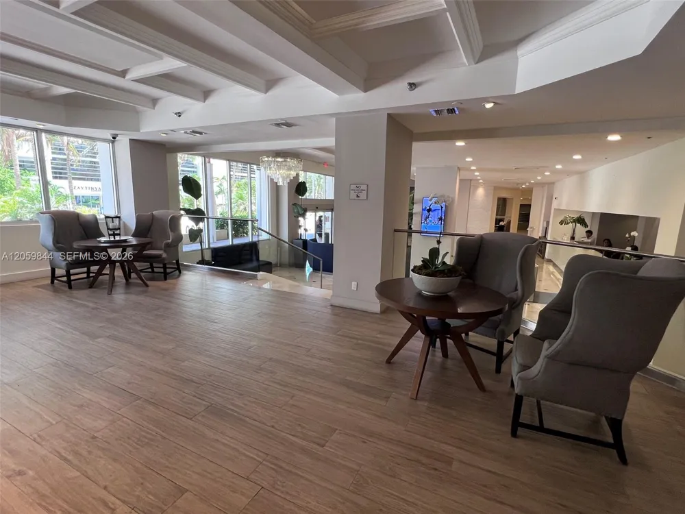 100 Lincoln Rd #537 Miami Beach, FL 33139